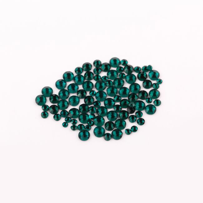 №55 Стразы E.Co Nails зеленые микс размеров(100 шт.)